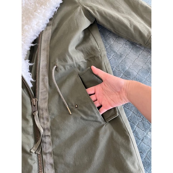 Gap Womens Olive Green Faux Fur Lined Parka Jacket Coat 922500 XS Primaloft‎ - Picture 6 of 12